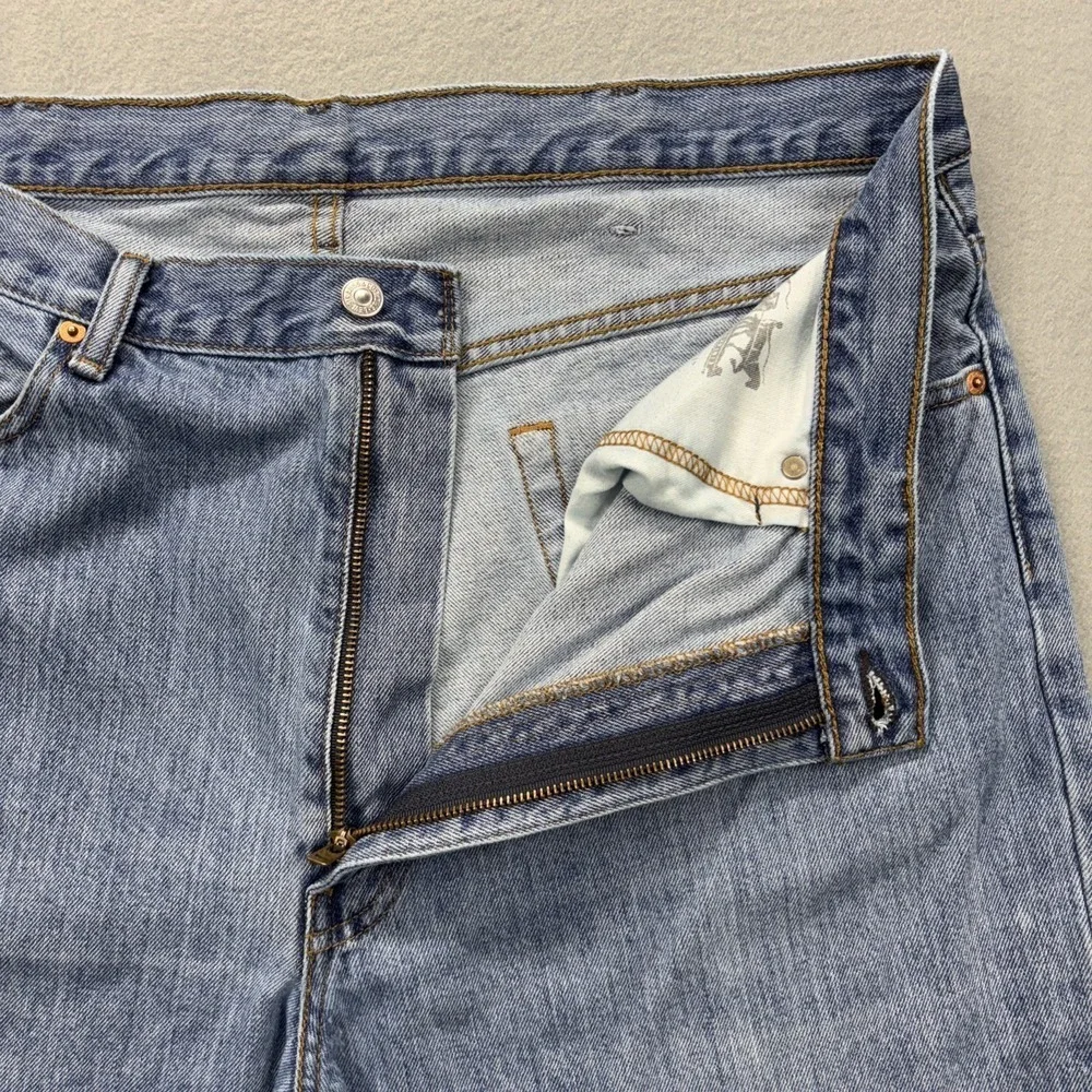 Levi's 550 jeans mens 40x30 light wash straight Leg Blue Denim‎ Biker Workwear